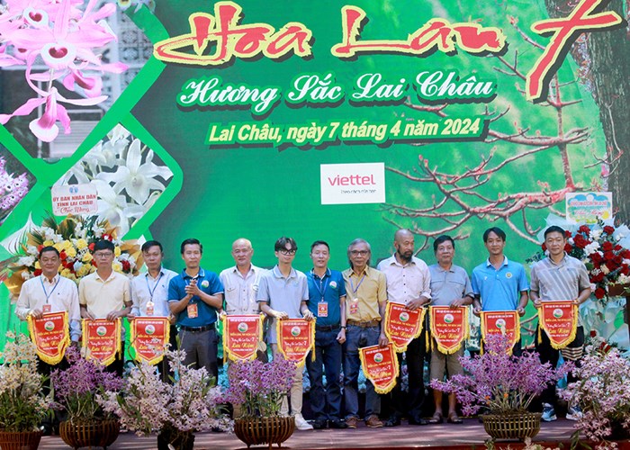 'Hương sắc Lai Châu' hấp dẫn người chơi lan và du khách - Anh 3