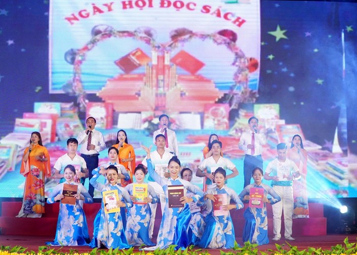 Nghệ An phát động hưởng ứng ngày Sách và Văn hóa đọc Việt Nam năm 2024 - Anh 1
