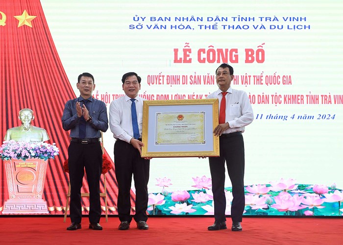 Trà Vinh: Bảo tồn Di sản văn hóa phi vật thể quốc gia Lễ hội Đom Lơng Néak Tà gắn với phát triển du lịch - Anh 1