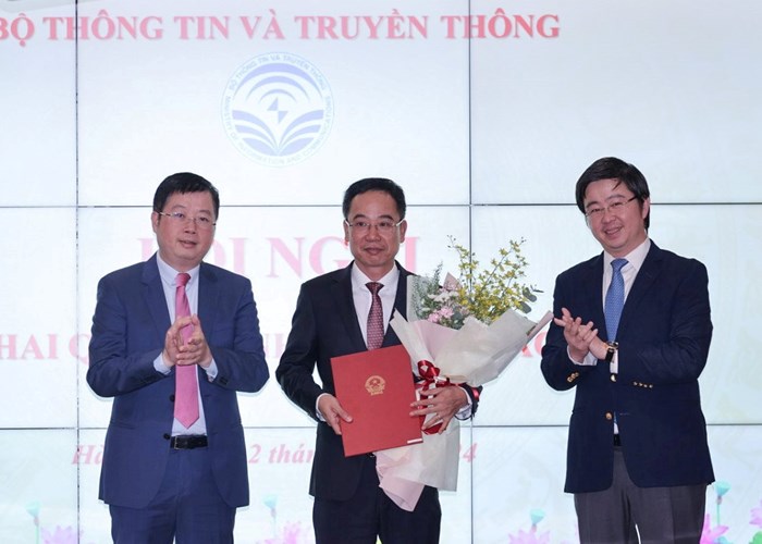 Phó Cục trưởng Cục Báo chí Nguyễn Văn Hiếu giữ chức Tổng Biên tập Tạp chí Thông tin và Truyền thông - Anh 1