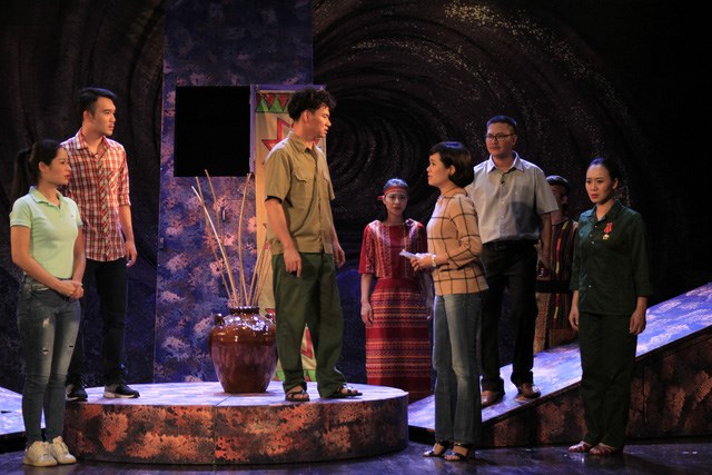 Gây quỹ Chương trình Trung thu cho con em chiến sĩ Trường Sa - Anh 1