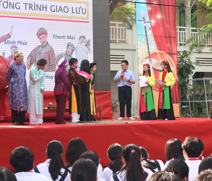 Lần đầu tiên nghệ thuật chèo đến với học sinh TP.HCM - Anh 2