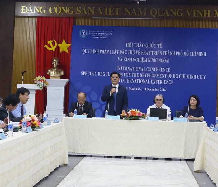 Loay hoay triển khai cơ chế đặc thù - Anh 1
