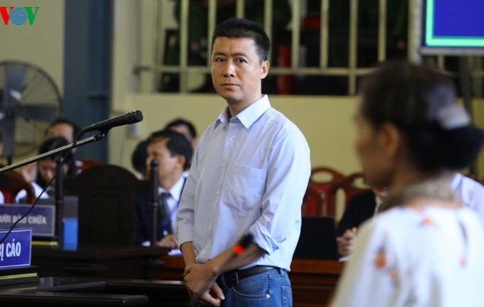 Những đại án “rúng động” pháp đình trong năm 2018 - Anh 11
