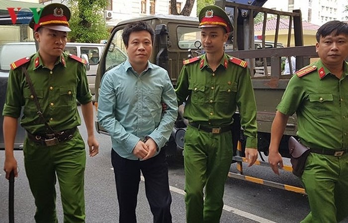 Những đại án “rúng động” pháp đình trong năm 2018 - Anh 5