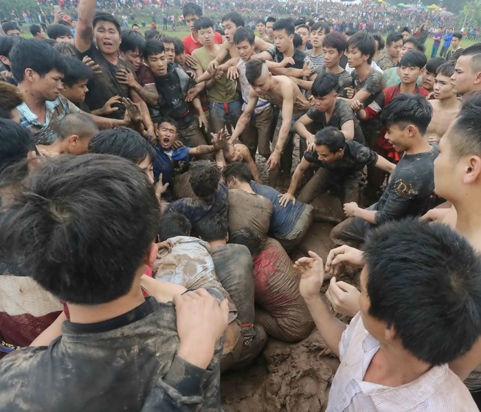 Hội Phết Hiền Quan 2019: Lập hàng rào chấm dứt phản cảm - Anh 1