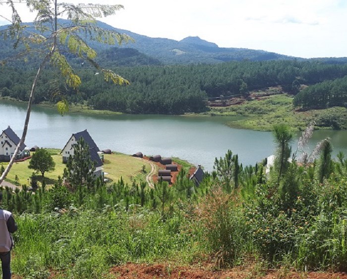 Khẩn trương tháo dỡ các công trình trong di tích Quốc gia hồ Tuyền Lâm - Anh 2