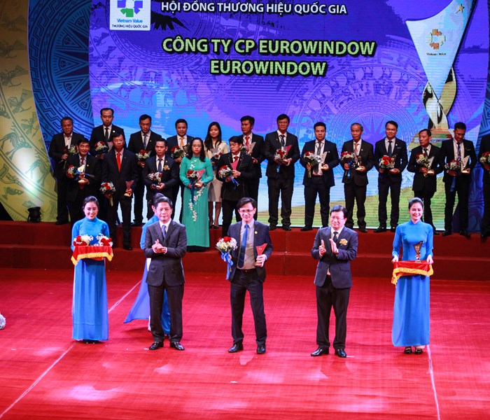Eurowindow - Tự hào 8 năm liên tiếp đạt Thương hiệu quốc gia - Anh 2
