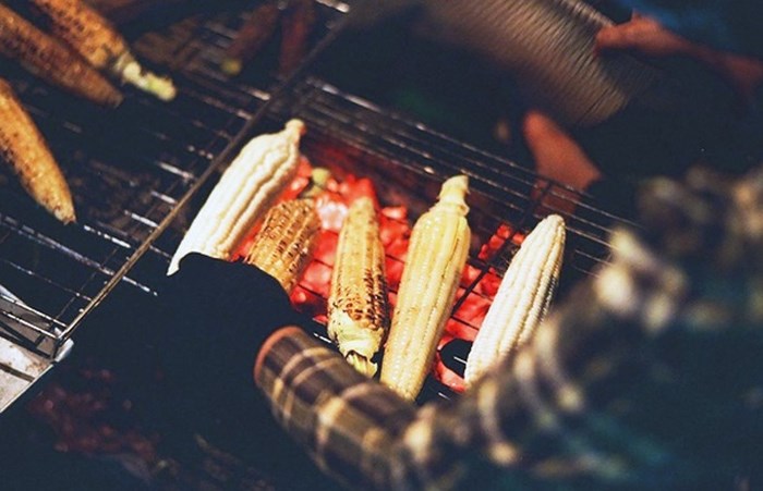 Những món ăn vặt không thể bỏ lỡ vào mùa đông Hà Nội - Anh 13