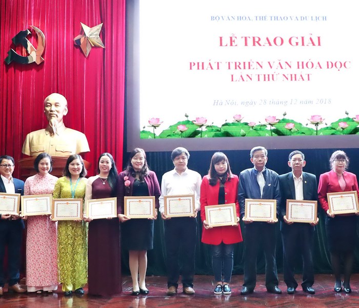 Phát triển văn hóa đọc: Nhiều dự án đẹp đến khó tin - Anh 2