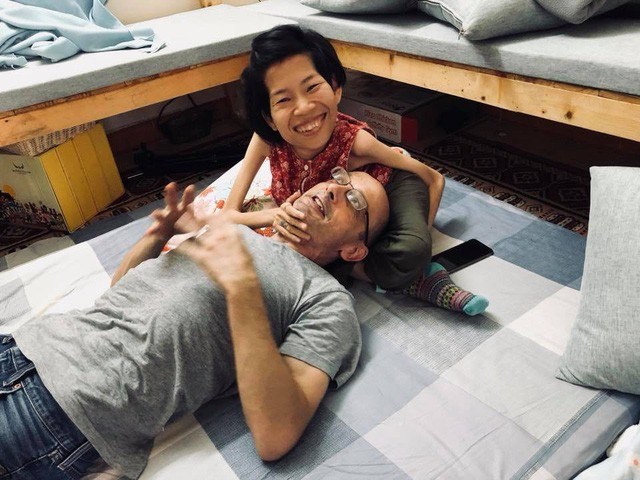 Những chuyện tình “gây sốt” nhất năm 2018, biết được lý do ai cũng bất ngờ - Anh 4