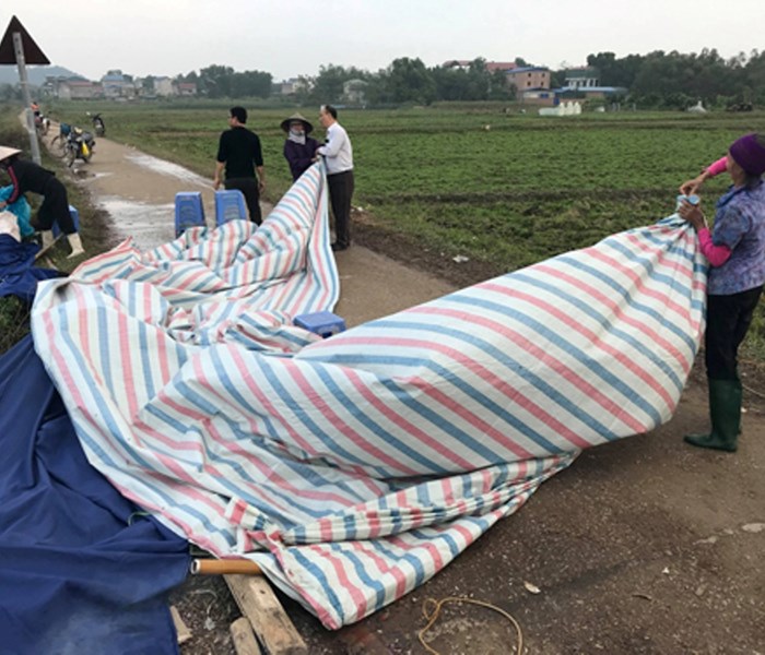 Hà Nội: Tạm thời giải quyết được “khủng hoảng rác” - Anh 1