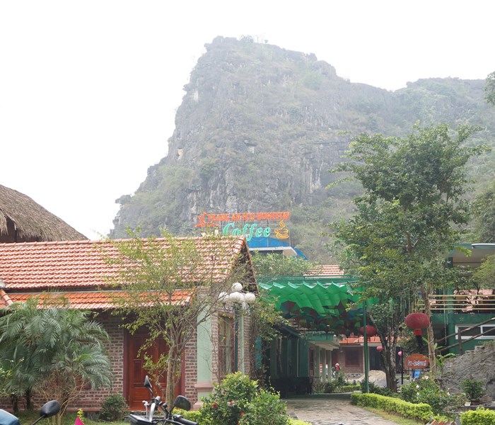 Bất cập trong quản lý, danh thắng Tràng An có nguy cơ bị “băm nát”? - Anh 2