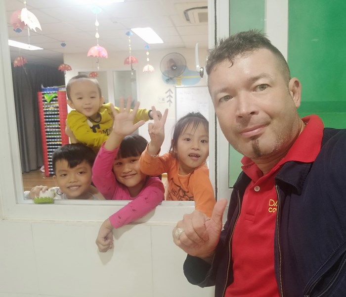Người nước ngoài “mê” Tết Việt - Anh 1