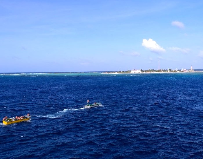 Tất niên ở Trường Sa: Vương mùi vị nhớ thương và màu của tin yêu - Anh 1