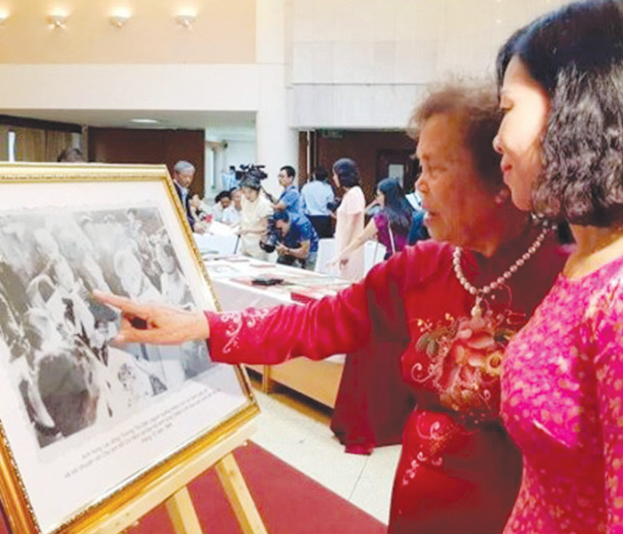 Khắc tạc lời Bác trong tim - Anh 4