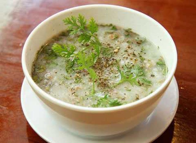 "Ngán tận cổ" bánh chưng thịt cá ngày Tết, đây là những món "chống ngấy" hiệu quả - ảnh 2