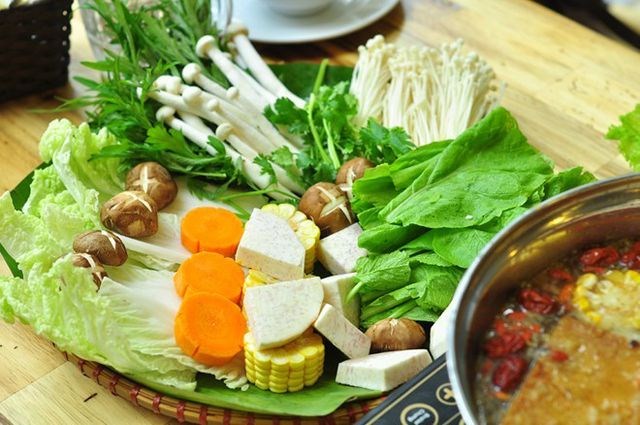 "Ngán tận cổ" bánh chưng thịt cá ngày Tết, đây là những món "chống ngấy" hiệu quả - ảnh 3