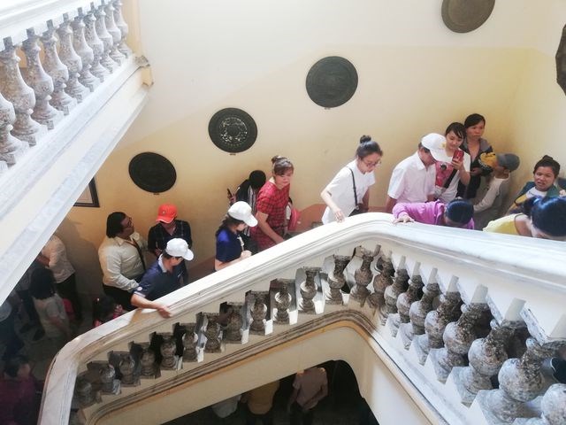 Hàng trăm người “xông đất” nhà “Công tử Bạc Liêu” ngày nghỉ Tết cuối cùng - Anh 8