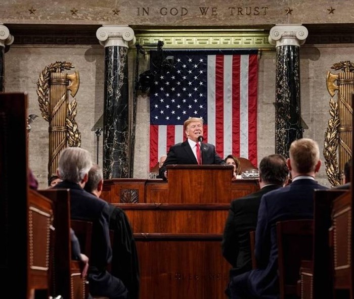 Tỉ lệ tín nhiệm của Tổng thống Donald Trump cao chưa từng thấy - Anh 1