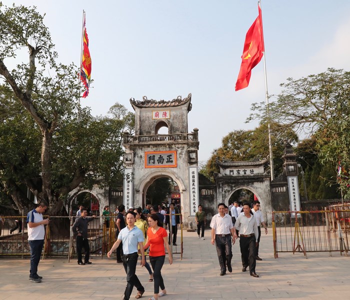 Lễ khai ấn đền Trần: Lực lượng bảo vệ an ninh lên đến 2.300 người - Anh 6