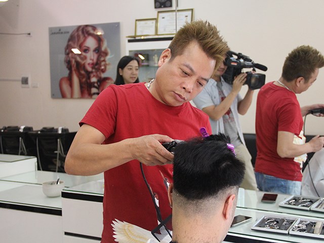 Những ý tưởng kinh doanh “độc, lạ” ăn theo hội nghị thượng đỉnh Mỹ -Triều - Anh 6