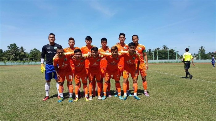 CLB bóng đá Phù Đổng: “Nói không với tiêu cực” trong mùa giải mới - Anh 2