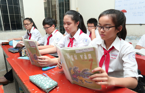XUNG QUANH CHƯƠNG TRÌNH NGỮ VĂN MỚI: “Nghe, đọc, nói, viết” như học ngoại ngữ? - Anh 1
