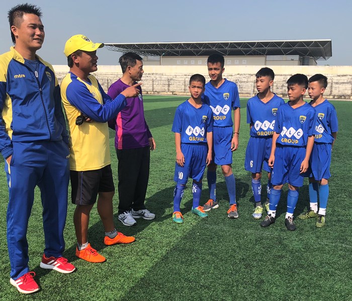 Lò đào tạo trẻ Thanh Hóa: Mừng và lo - Anh 2