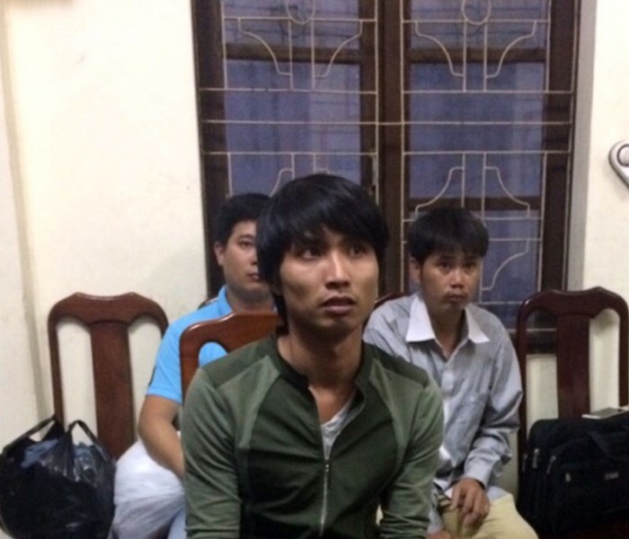 Bắt đối tượng dùng dao đâm đồng nghiệp tử vong - Anh 1