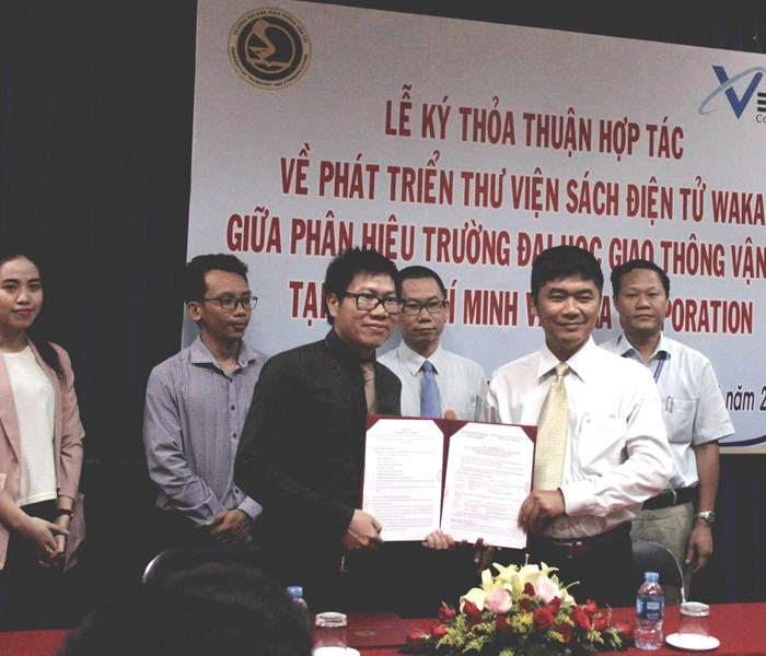 Hợp tác phát triển thư viện sách điện tử - Anh 1