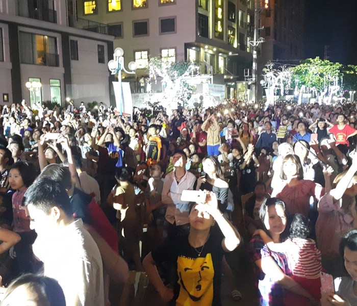 Lễ hội du lịch biển Sầm Sơn 2018 - Khát vọng thành phố trẻ - Anh 1