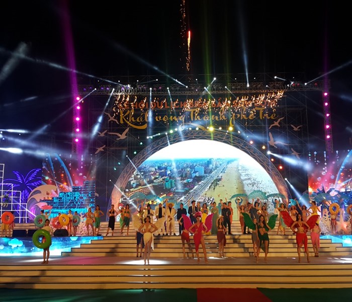 Lễ hội du lịch biển Sầm Sơn 2018 - Khát vọng thành phố trẻ - Anh 2
