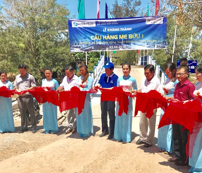Phuc Khang Corporation trao cầu giao thông nông thôn tại tỉnh Bạc Liêu - Anh 1