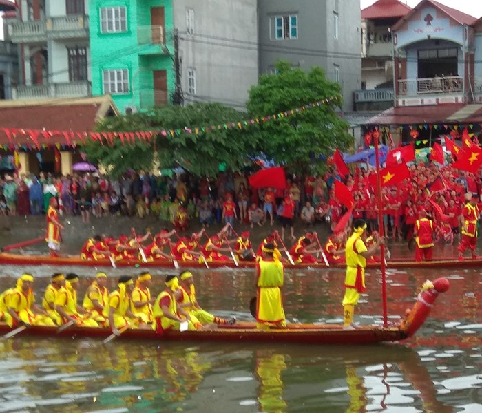 Lễ hội bơi “ Đăm” - Anh 2