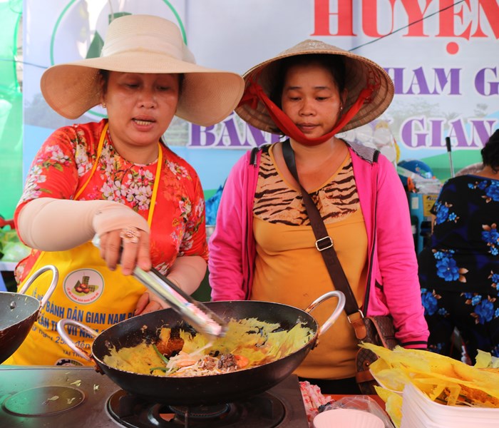 Khai mạc Lễ hội Bánh dân gian Nam Bộ lần VII - Anh 3