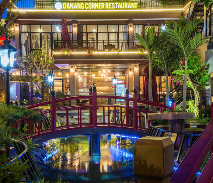 Da Nang Corner - góc hoa trong lòng thành phố - Anh 1