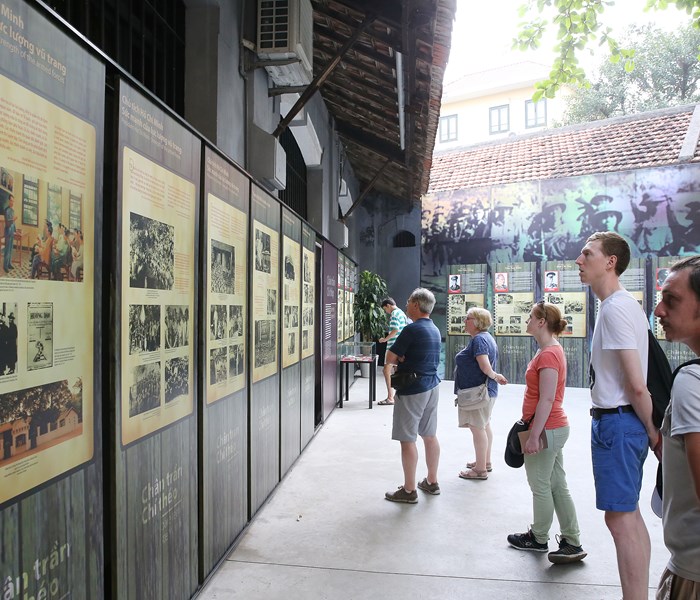 Khoảng lắng với “Chân trần Chí thép” - Anh 1