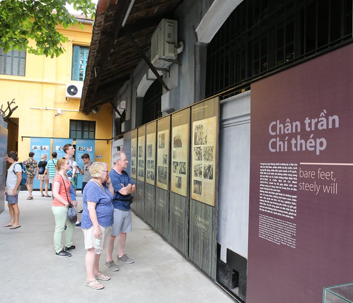 Khoảng lắng với “Chân trần Chí thép” - Anh 2