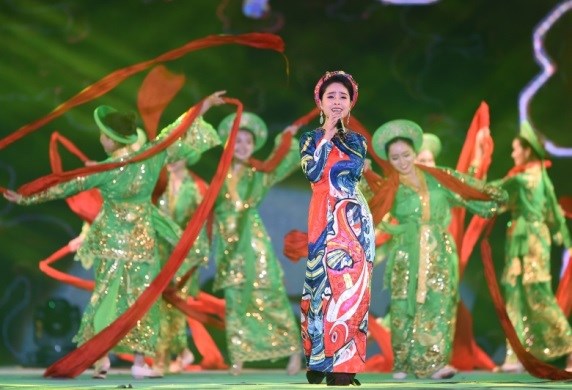 “Đêm trắng Hạ Long” và một Carnaval cuốn hút đến từng giây - Anh 3