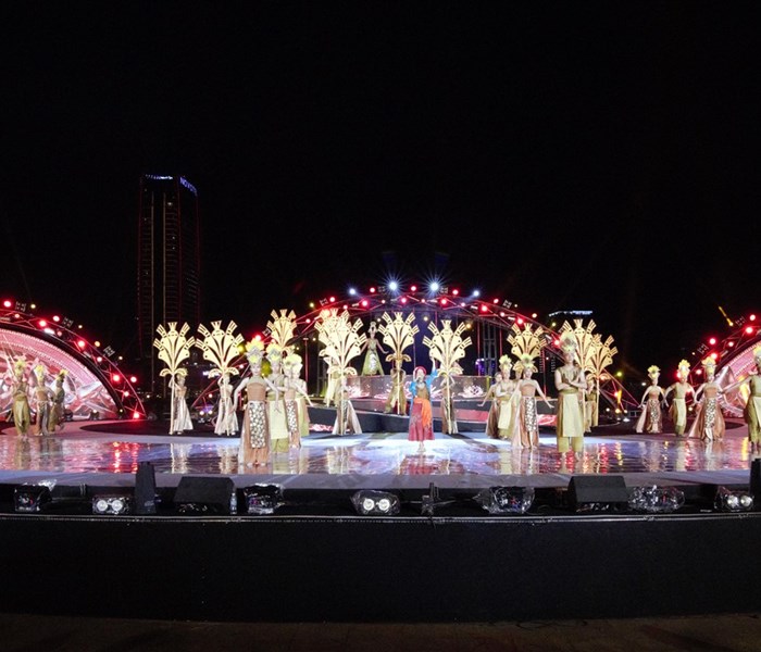 Lễ hội pháo hoa Quốc tế Đà Nẵng 2018: Việt Nam - Ba Lan mở màn “Nhịp cầu tình yêu” - Anh 4