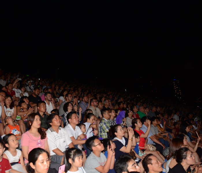 Lễ hội pháo hoa Quốc tế Đà Nẵng 2018: Việt Nam - Ba Lan mở màn “Nhịp cầu tình yêu” - Anh 9