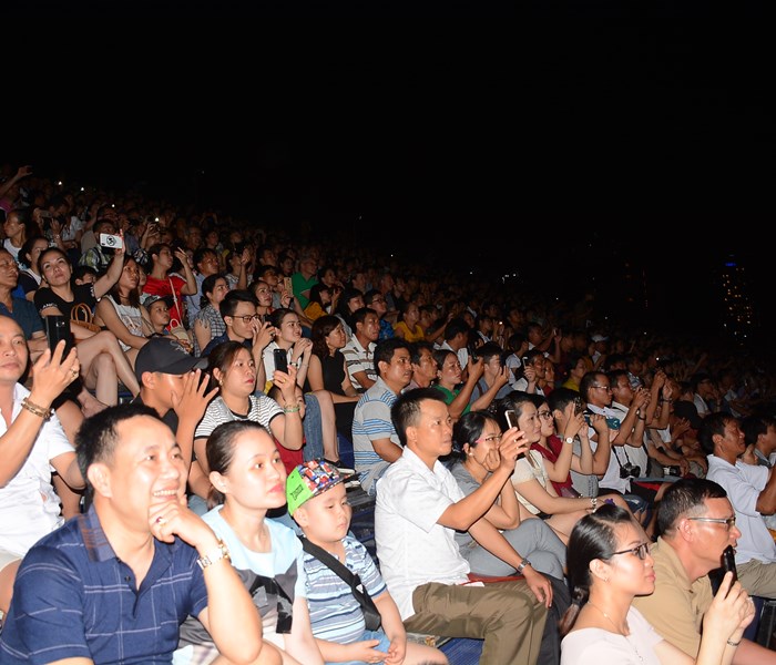 Lễ hội pháo hoa Quốc tế Đà Nẵng 2018: Việt Nam - Ba Lan mở màn “Nhịp cầu tình yêu” - Anh 10