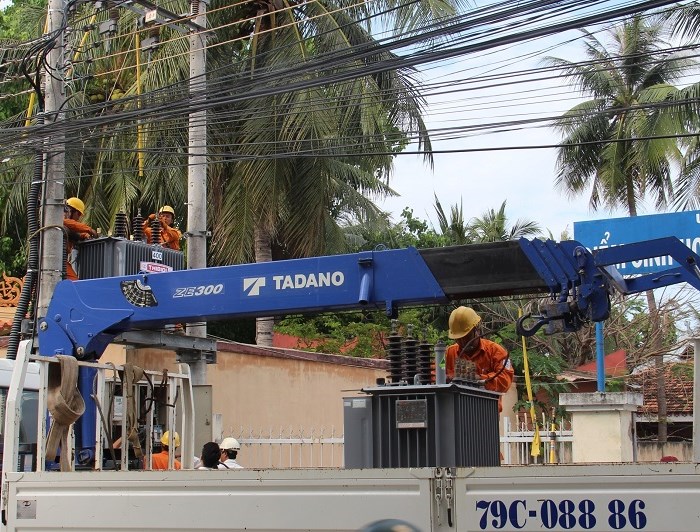 PC Khánh Hòa: Đảm bảo cung cấp nguồn điện dịp lễ 30-4 và 1-5 ! - Anh 3
