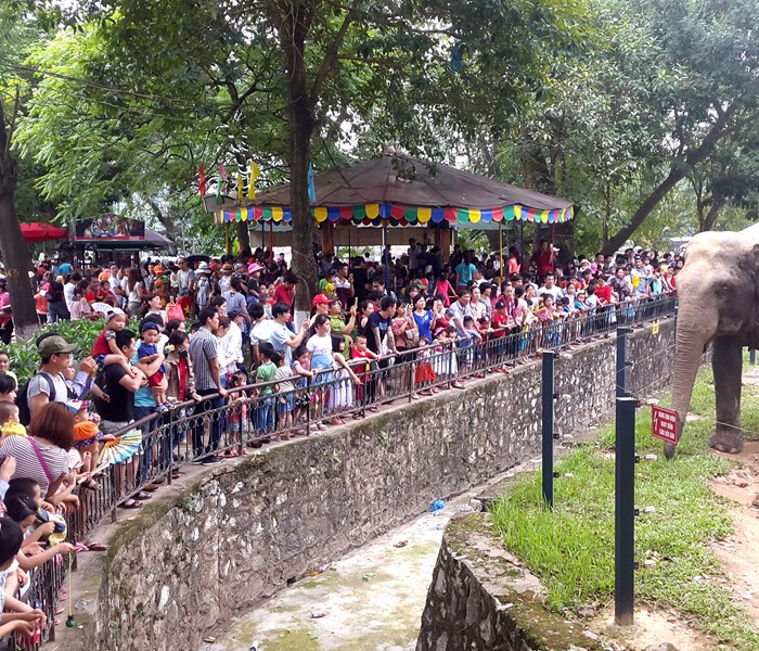 Du lịch dịp 30.4- 1.5: Khách nội địa tăng đột biến - Anh 1