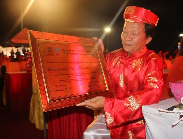 Vinh danh nghệ thuật Bài Chòi là Di sản văn hóa phi vật thể của nhân loại - Anh 10