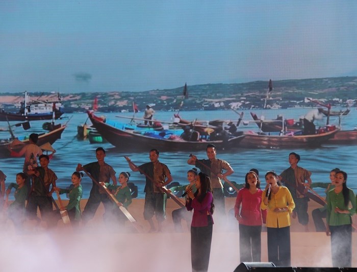 Vinh danh nghệ thuật Bài Chòi là Di sản văn hóa phi vật thể của nhân loại - Anh 6