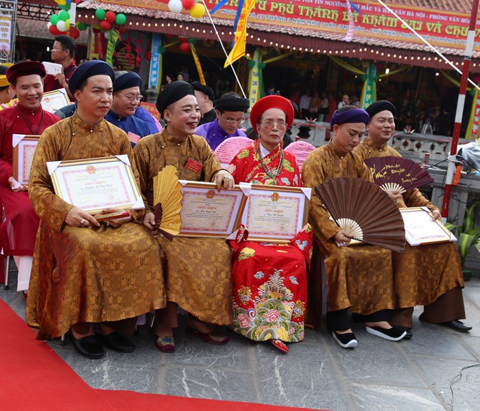 Đại lễ tại Phủ Dầy sau một năm đón bằng UNESCO vinh danh Tín ngưỡng thờ Mẫu - Anh 4