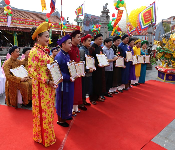 Đại lễ tại Phủ Dầy sau một năm đón bằng UNESCO vinh danh Tín ngưỡng thờ Mẫu - Anh 5