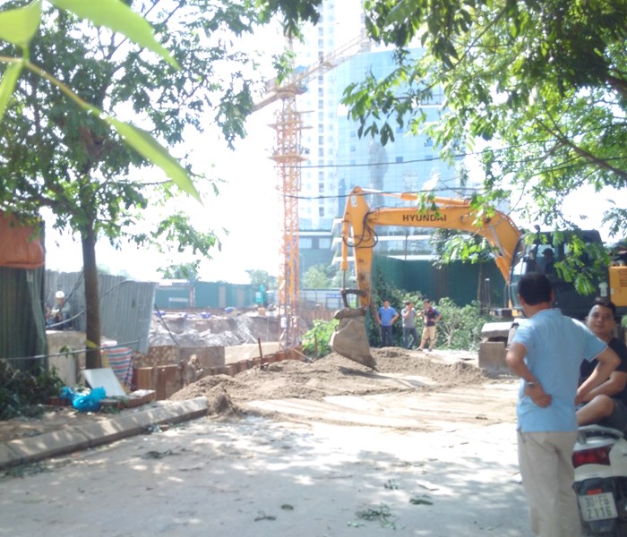 Khắc phục hố “tử thần” tại Hà Nội - Anh 1